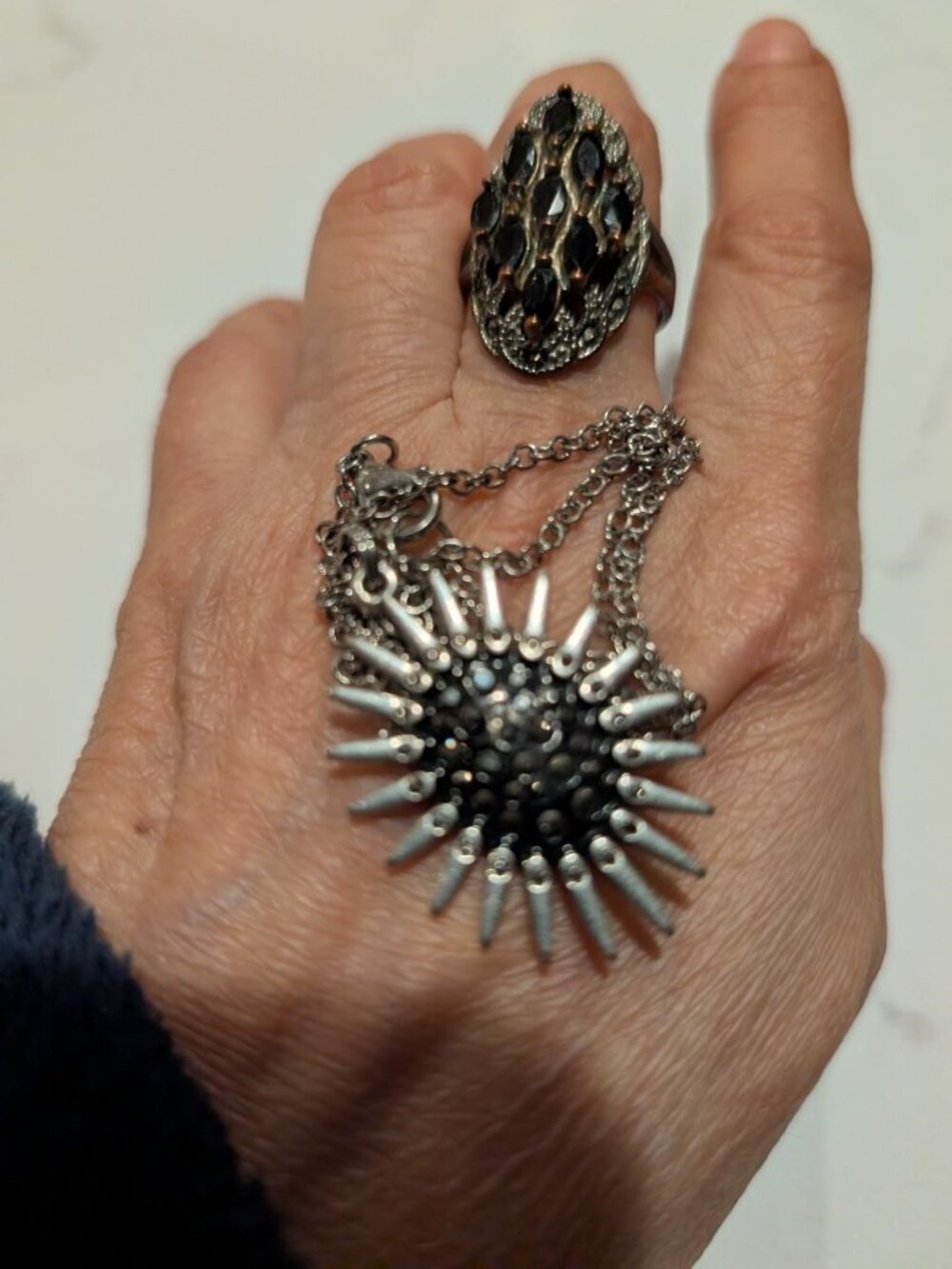 Pretty Vintage Set of Oxidized Silver Stingray Goddess Pendant Necklace & Ring